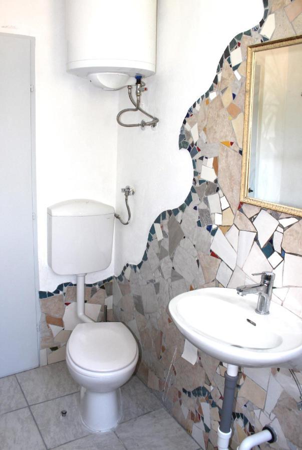 Appartement Art House Tufi à Bistrica ob Sotli Extérieur photo