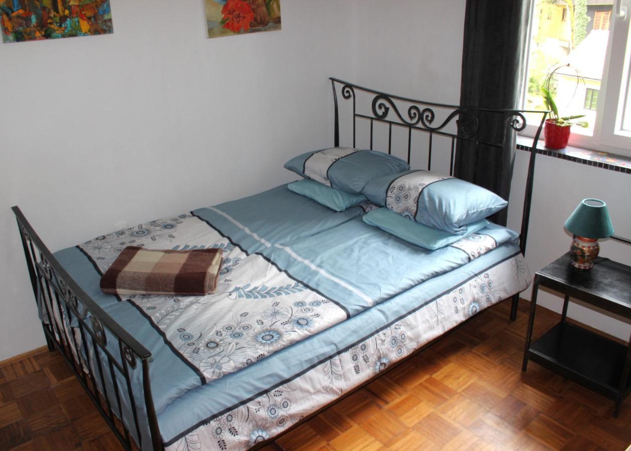 Appartement Art House Tufi à Bistrica ob Sotli Extérieur photo