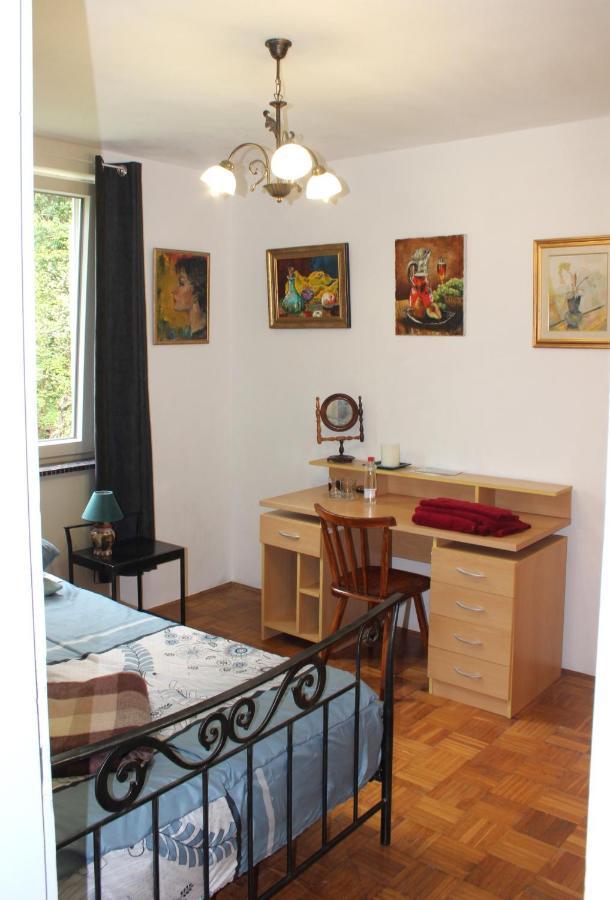 Appartement Art House Tufi à Bistrica ob Sotli Extérieur photo